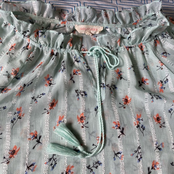 Sheer top - Picture 2 of 3